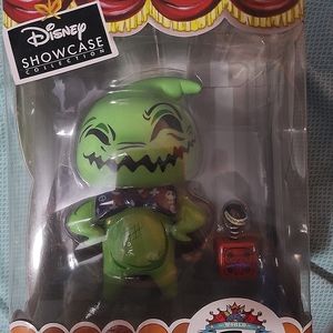 Miss Mindy Oogie Boogie Disney showcase figure